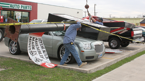 O'Reilly sign crash pic1 O'Reilly sign crash pic1