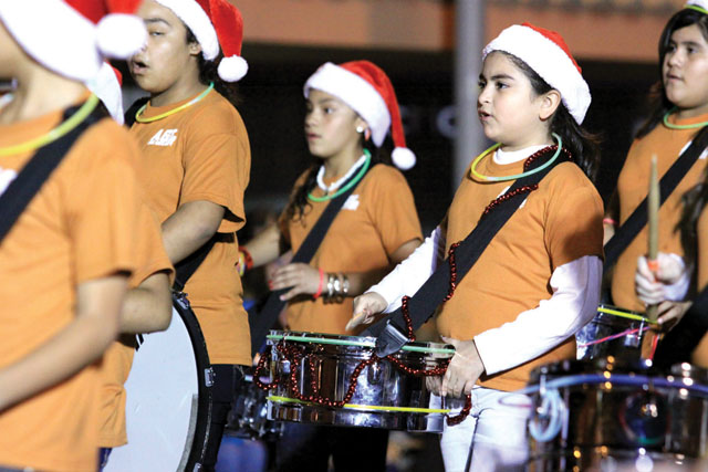 SB Christmas Parade pic13-12-12-12