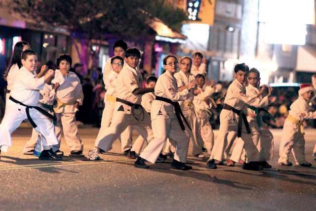 SB Christmas Parade pic15-12-12-12