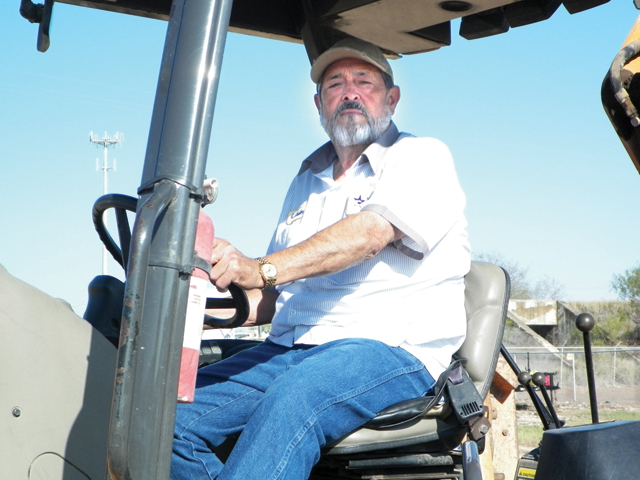 Gustavo González is seen at work Thursday for the San Benito Consolidated Independent School District. (Staff photo by Francisco E. Jimenez)