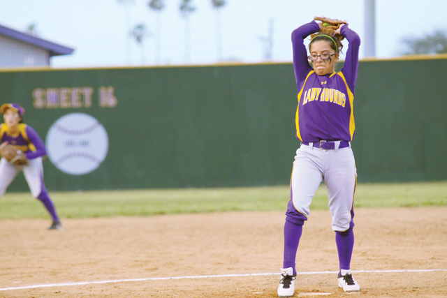 SB softball pic5-4-28-13