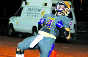 Mando Celebrates online